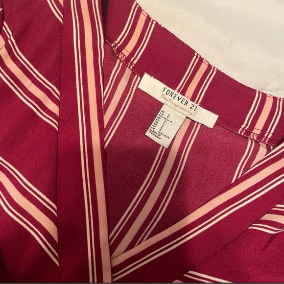 Forever 21 top - Picture 2 of 2